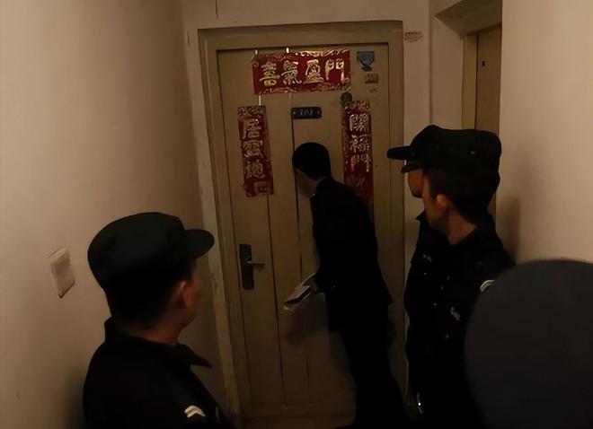 居太吵有什么方法来解决K8凯发登录入口楼上邻(图2)