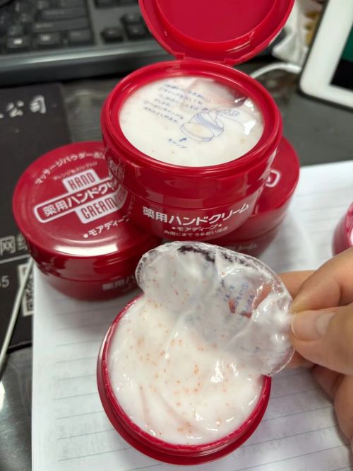 霜年度10大全球公认最好用的护手霜凯发k8入口十大公认最好用的护手(图6)