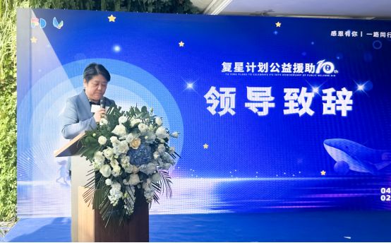 儿童医院开展世界孤独症日公益活动！k8凯发网站10年公益！杭州复旦(图4)